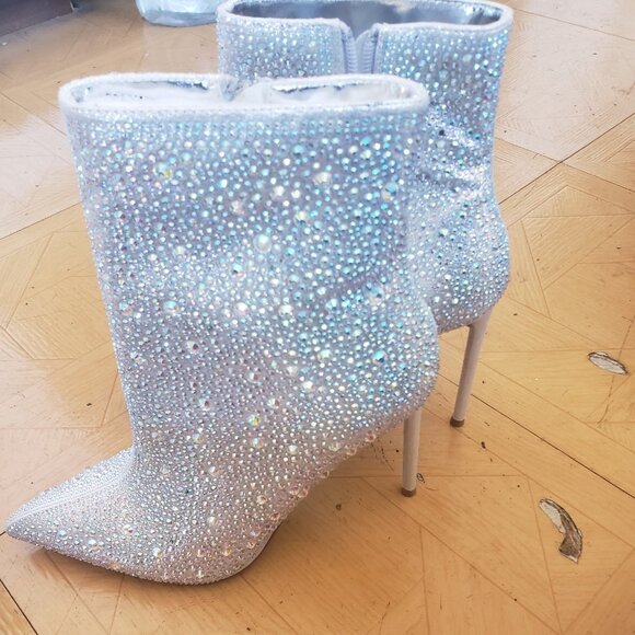 Alexis Booties Size 9.5 - Picture 2 of 7